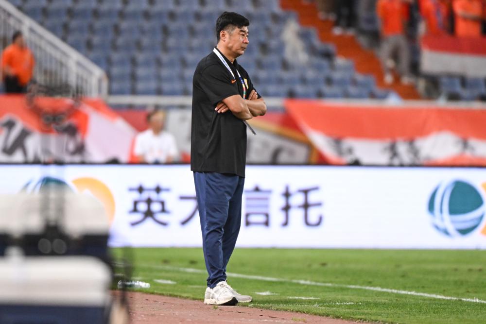 冯彬田径赛场奋勇突破见证中国女子铁饼名将成长蜕变与荣耀绽放的精彩征程解析