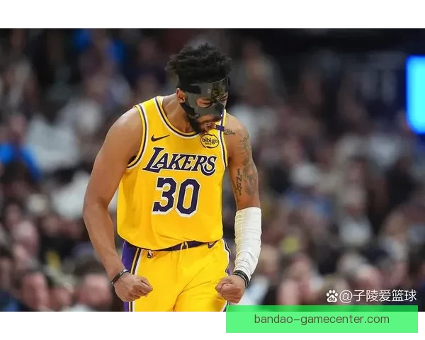 皮尔斯：詹库杜难以凭单核夺冠 湖人阵容更强因有关键球员决定胜负
