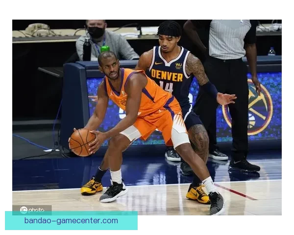 波神遭保罗里德撞击腰部伤退回更衣室复出成疑球队前景引发担忧情